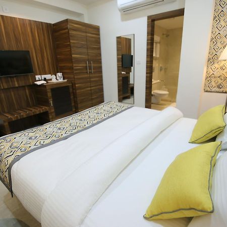 Hotel Narayanam Kota  Bagian luar foto