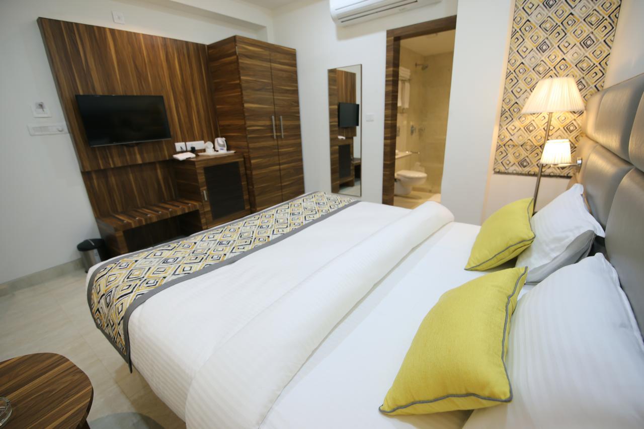 Hotel Narayanam Kota  Bagian luar foto