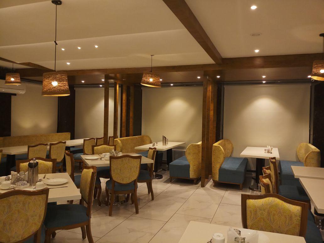 Hotel Narayanam Kota  Bagian luar foto